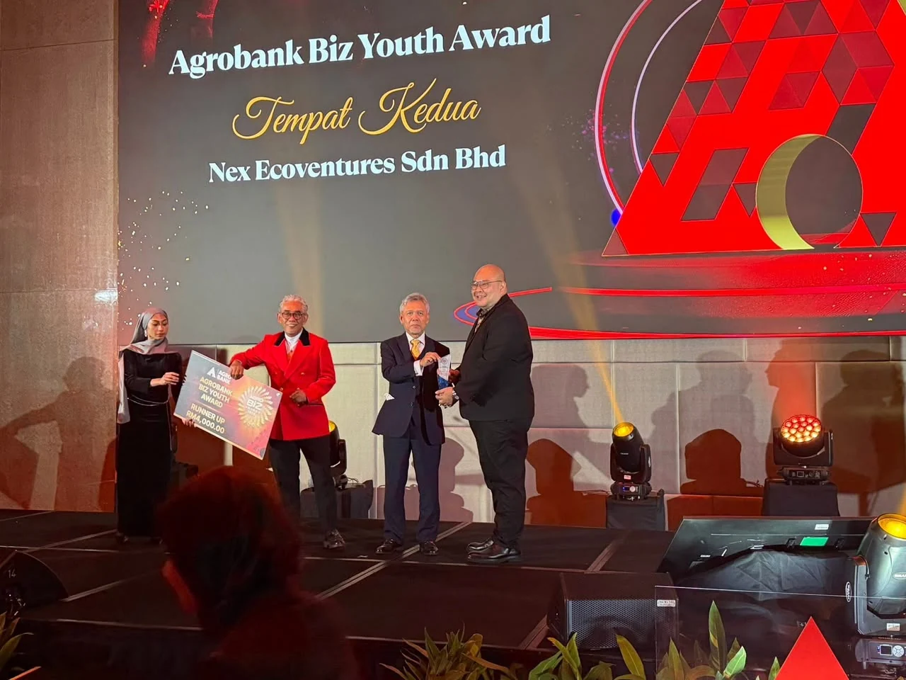 NEX EcoVentures receives Runner Up at AgroBank Biz Youth Award 2025